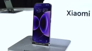 Xiaomi 14 Smartphone Screen